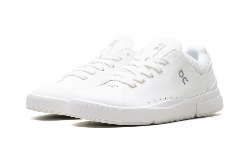 ON RUNNING THE ROGER ADVANTAGE "ALL WHITE"