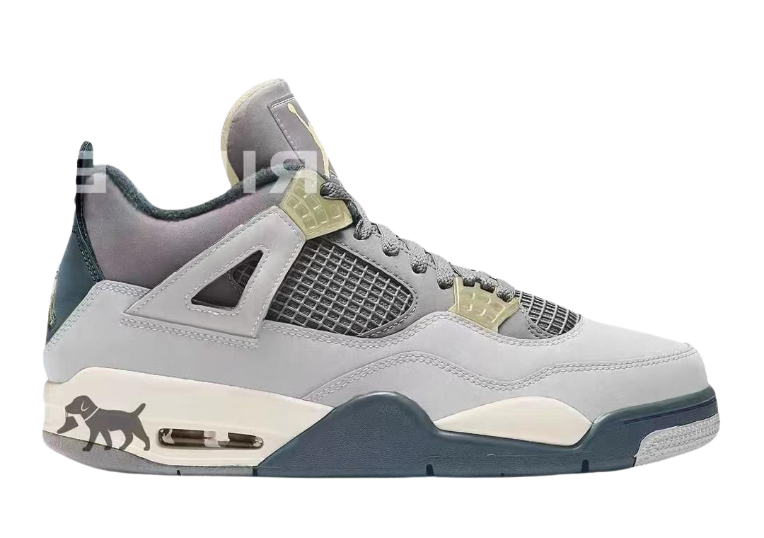 JORDAN 4 RETRO