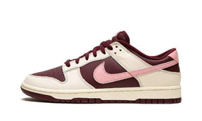 DUNK LOW PRM
"Valentine's Day 2023"