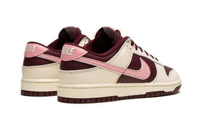 DUNK LOW PRM
"Valentine's Day 2023"