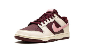 DUNK LOW PRM
"Valentine's Day 2023"