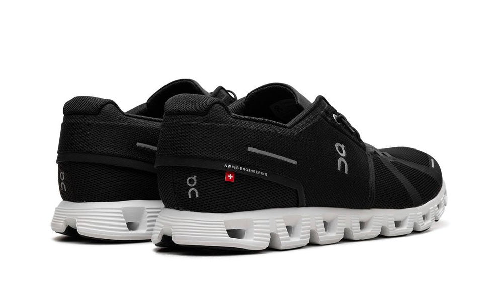 ON RUNNING CLOUD 5 "BLACK/WHITE"