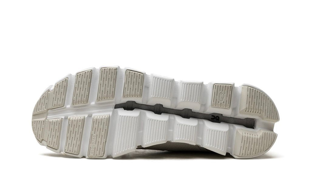 ON Running Cloud 5 – Pearl/White